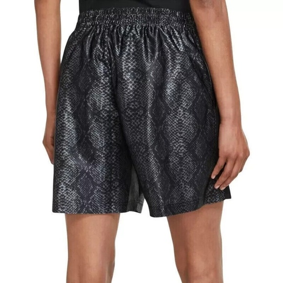 NWT NIKE Dri-FIT Rebel Fly Womens Basketball Shorts DH7348-070 Sz S - Picture 3 of 16